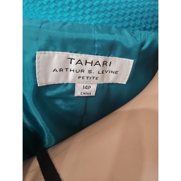 Tahari Arthur S. Levine Blazer - Picture 5 of 8